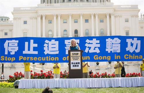 图9：公民人权委员会（Commissioner Citizens Commission on Human Rights，CCHR）专员琳达·拉格曼博士（Dr. Linda Lagemann）